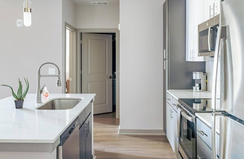 Pine Forest Apartment | Landing | Amazing 1BD, Gym, Clubhouse