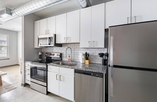 Northwest Pensacola Apartment | Landing | Incredible 1BD, Game Room, Yoga Studio