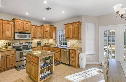 Bella Vista House | Large 5BR Bella Vista Home Near Trails | Sleeps 12 | Perfect for Riding Trips