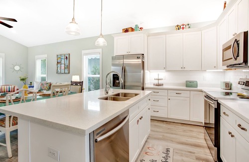 El Centro Beach House | Last Minute Panama City Beach Open-West End-300 Meters to the Beach-July31-Aug9