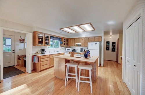 Murphys House | Leafy Lonesome - Murphys Vacation Rentals