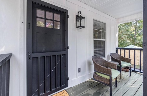 Point Clear House | Lob Lolly Cottage, A stylish cottage 5 minutes to downtown Fairhope,
