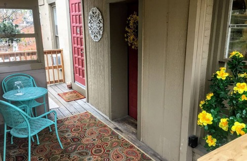 Manitou Springs Apartment | Loft Apartment - Manitou