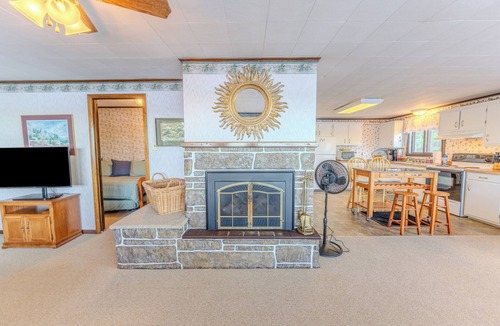 Michigamme House | Loon's Cove: Canoe, Kayak, and Sunshine by the Lake