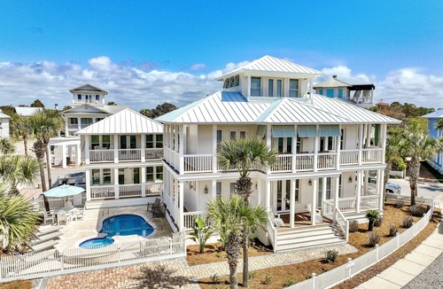 Sunnyside Cottage | Love Shack: 3 Bedroom Gulf-View Carriage House w/Shared Pool, Walkover #1