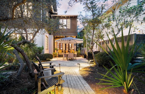 Rosemary Beach House | "Lovely 4Bed Beach House in Tranquil Rosemary Beach" 1-1/2 blocks from the beach