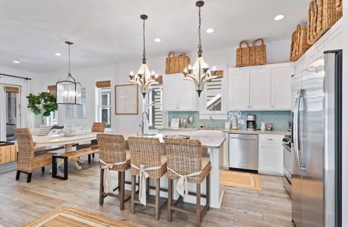 Sunnyside House | Luxurious 3-Story Home -Beach Chairs incl- Huge Porches - 2 blks to Quiet Beach