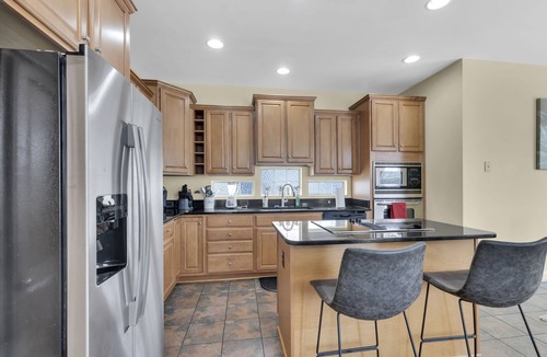 Ashburn House | Luxurious Stylish 5BD+Office/13Mins IAD Airport