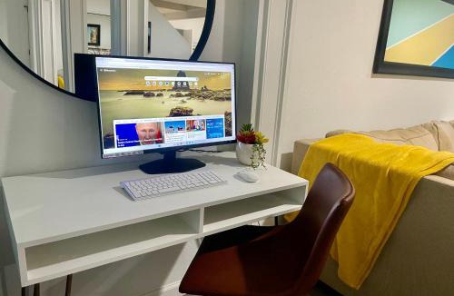 Fort Walton Beach House | Luxury Modern & Cute- Minutes to The White-Sand Beaches