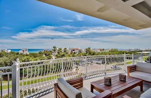 Rosemary Beach Condo | Luxury Penthouse Retreat at Legacy at the Alexander + 4 Complimentary Bikes