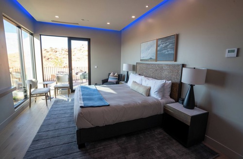 Ivins Apartment | Luxury Service 1 Bedroom - Sleeps 2 – Private Entrance - Daily HSK