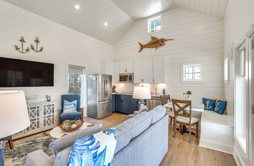 Panama City Beach Cottage | 'Margaritas & Parrots in PCB' Beachy Bungalow!