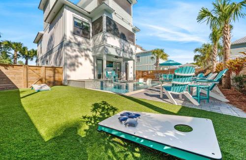 Miramar Beach House | Marl-Inn Blue - Villas of Frangista-Private Pool