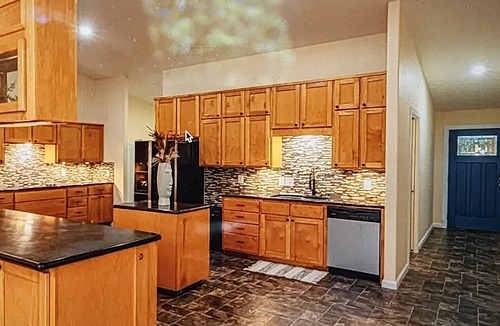 Springdale House | Massage Chair/Skiball/Darts/shuffelboard/foosball/slerps 24