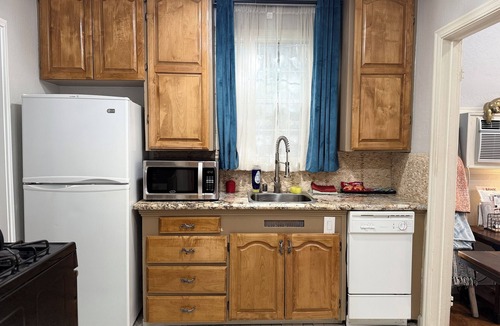 Poverty Ridge Condo | Midtown Gem: 1BR Near Ice Blocks and Top Restaurants!