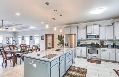Mary Esther House | Military-Friendly Home Near Navarre Beach & Base!