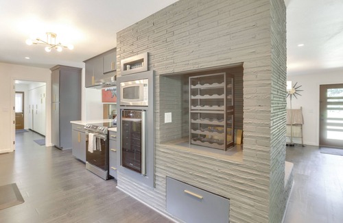 Polk County House | Modern Creekside Retreat 1 Mi to Spirit Mtn Casino