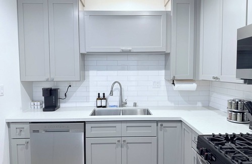 Midway City House | Modern Family Haven - Minutes from Disney Magic/Knotts and Saigon