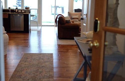 Tool House | Modern Lakefront Cottage on Open Water with Stunning Sunsets on Cedar Creek Lake
