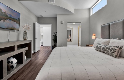 South Eola Condo | Modern Penthouse in downtown Orlando