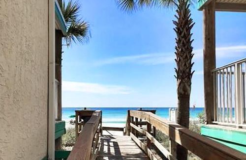 Biltmore Beach House | Nautical Watch D-6