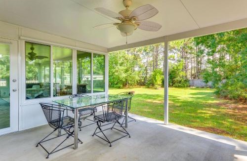 Navarre House | Near Beach Covered Patio FirePit+Grill Yard