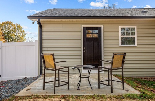 Winston - Salem House | New Custom Built Luxury 3 bed/2 bath Home w Fenced Backyard near Hospitals