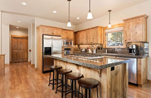 RiverWild House | New! Huge Bend Vacation Home | Near Downtown & Ski Resort