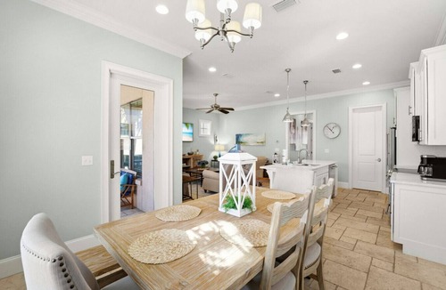 Villa Lago House | NEW! Upscale 4BR/BA Villa Lago! 2 Golf Carts, Sandestin Resort, & 3 Pools!
