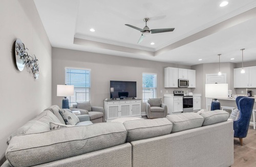 Navarre House | ⛱️Newly Built-Covered Patio-Large Fenced Backyard-4BR Sea Navarre