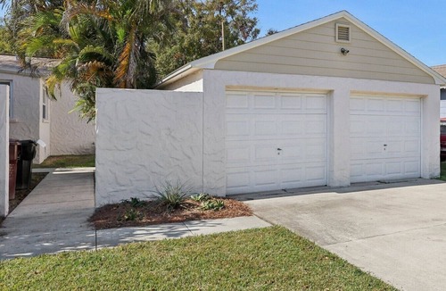 College Park House | Newly Furnished College Park Near Downtown
