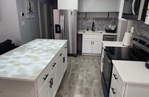 Mary Esther House | Nice center place, 09 mins to the beautiful Gulf of Mexico Beaches.Pet friendly!