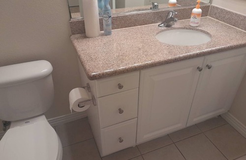 Platinum Triangle House | Nice room Great location near Disneyland, Angels Stadium convention center etc