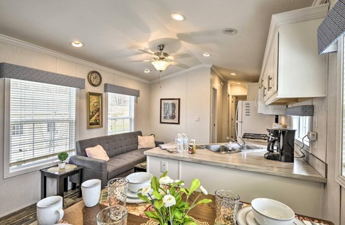 Pleasant Mount Cabin | NYC Group Escape | Pocono Cabin & Suite
