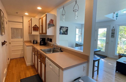 Salsbury Cove House | Oceanfront home 5 minutes to Acadia, 10 mins. to downtown Bar Harbor.
