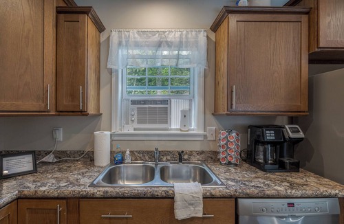 Gouldsboro House | Oceanfront Waterfront Kids Hot Tub Pets A/C Mini Resort Sandpiper Shores