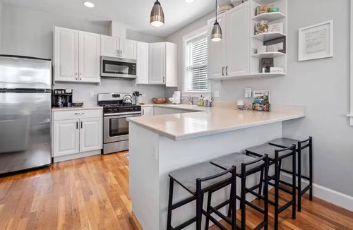 Olivia Beach House | Olivia Beach Vacation Home, Sleeps 4-10, Walk to the Beach