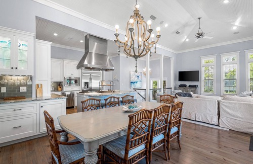 Watercolor House | Overlooks Camp WaterColor! With an LSV, Bikes, Carriage House, Pets Ok