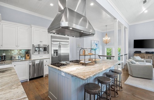 Watercolor House | Overlooks Camp WaterColor! With an LSV, Bikes, Carriage House, Pets Ok