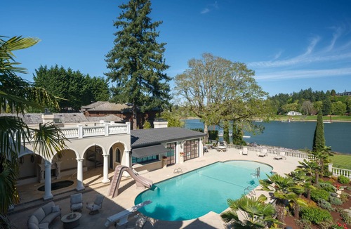Lake Oswego House | Palais de Leon - Ultra-Luxury Riverfront Estate, Pool, Spa, Theater, Dock, Hot Tubs, Gym on 3 Acres