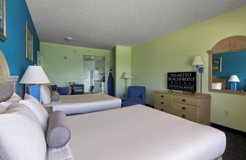 West Panama City Beach Hotel | Palmetto | Classic QQ + Kitchen | Family Beach Trip | Gulf View