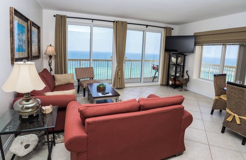 Panama City Beach Condo | PARADISE ON THE OCEAN! TWO FREE BEACH CHAIR, FREE VIP PARKING SPACE!