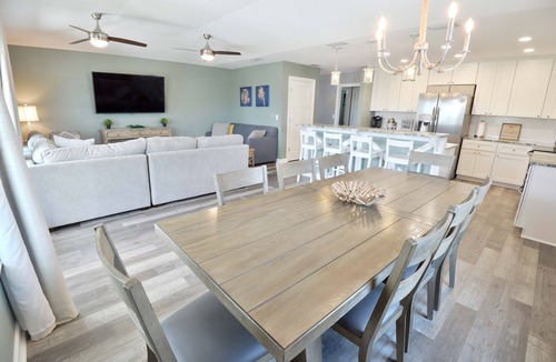 Biltmore Beach House | PCB oasis, stunning private saltwater pool, 6 min walk to the beach.