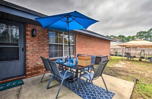 Pensacola House | Pensacola Workcation w/Fast WiFi - Near Beaches