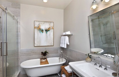 Winters House | Perfect Hideaway! Stunning Unit w/ Outdoor Fireplace and Terrace, Pet Friendly!