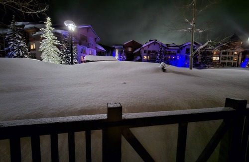 Salt Lake Mountain Resorts Condo | Perfectly Located Powder Haus at Solitude Village. Bluebird days galore! Ski