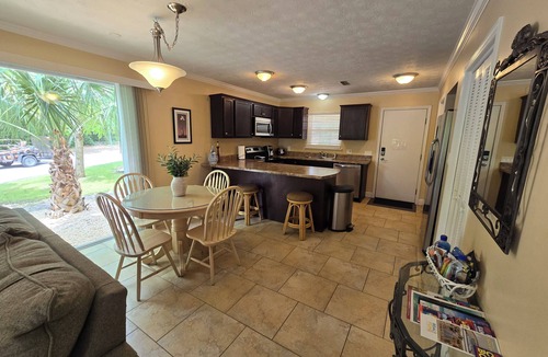 Panama City Beach Cottage | Pet Friendly Cottage Minutes To Pier Park-Frank Brown-Beach! Monthly Rates