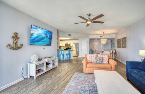 Orange Beach East Condo | Phoenix X 604 by Liquid Life