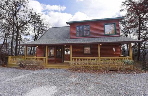 Ridges Over the Lake House | Point of View-Amazing Views-Hot Tub- Pool Table-Wifi-Firepit-Gas Fireplace