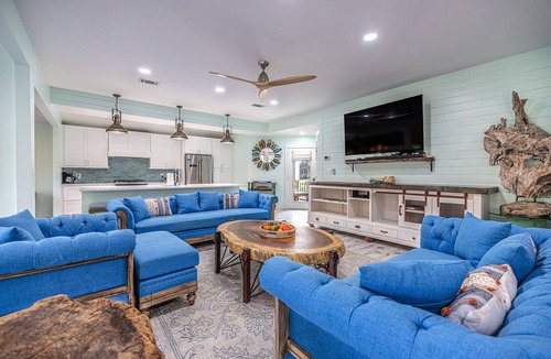 Sandestin House | PREMIER LUXURY~6Person Golf Cart~Renovated~FREE Activities~HEATEDPOOL